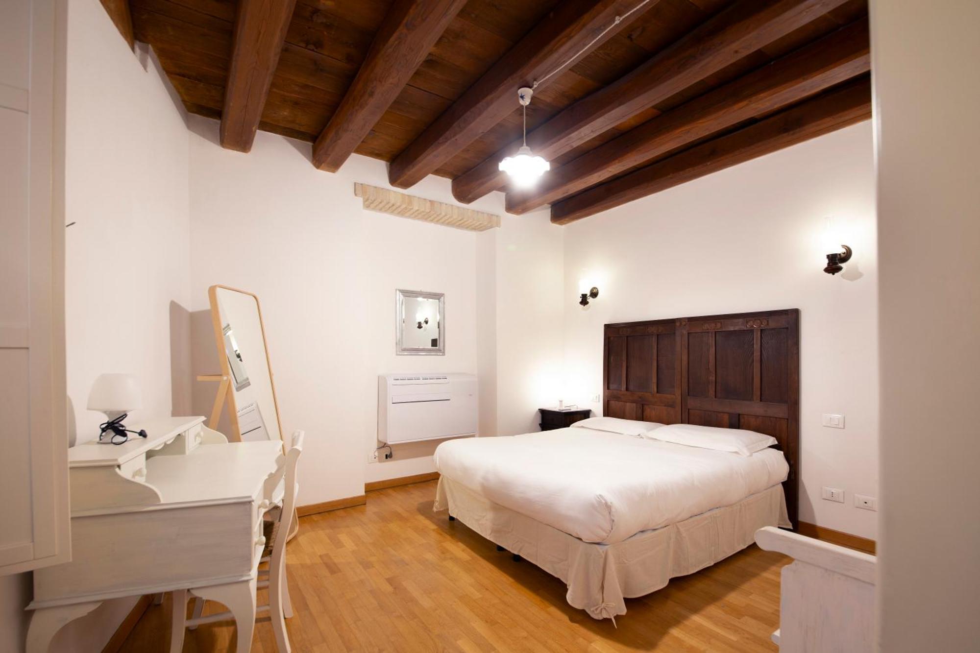 Suite Martini Al Castello Cagliari Exteriér fotografie